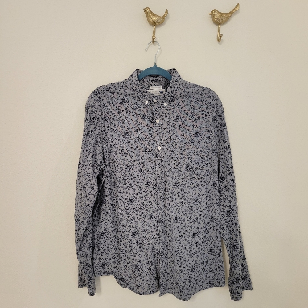 Old Navy button up shirt - Picture 1 of 7